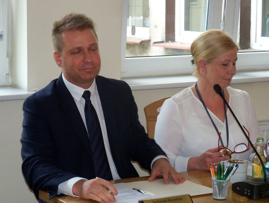 Przewodniczący Rady odwołany! Referendum wisi w powietrzu 