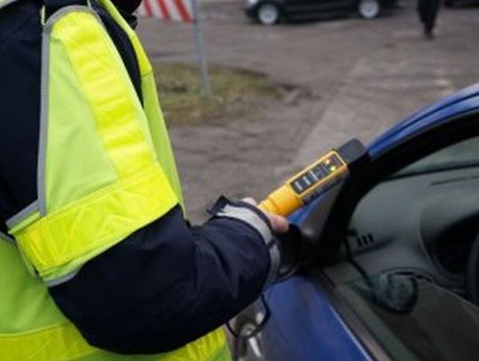 Przyjechał do sklepu po alkohol mając już ponad trzy promile.