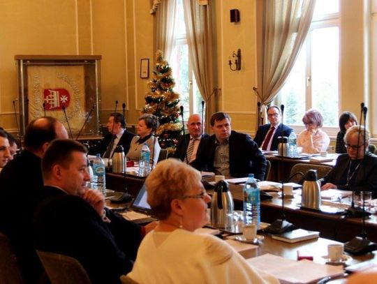 Radni miejscy o obcokrajowcach. Czy jest powód do niepokoju?