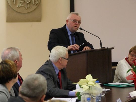 Radni PiS krytycznie o budżecie