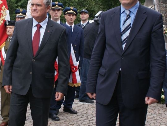 Radni Platformy i prezydent chcą skubać mieszkańców horrendalnymi opłatami śmieciowymi