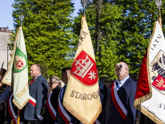 Radni wnioskują o nowy sztandar