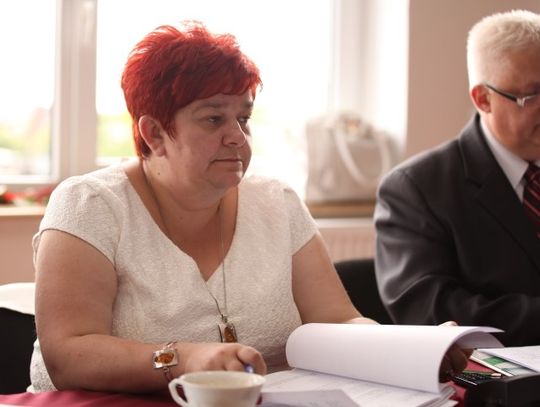 Radni żądają zwolnienia asystentki wójta