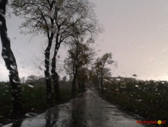 Regionalny System Ostrzegania: Uwaga na burze, wiatr i grad!