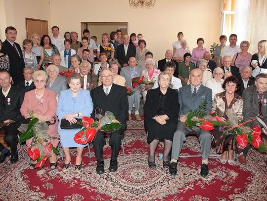 Rodzina przede wszystkim. Weselni jubilaci w USC - latami w zgodzie od lat