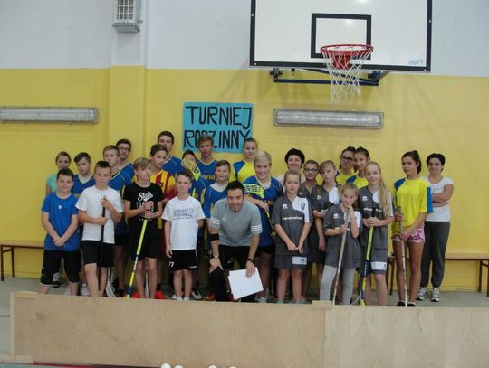 Rodzinny Turniej Unihokeja w Suchym Dębie