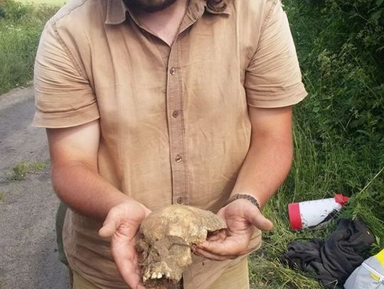 Rolnik z Lignowych Sz. znalazł szczątki ludzkie z ozdobami. Już wiadomo - mają ponad 1500 lat!