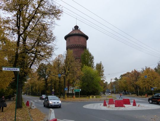 Rondo zagrozi wieży ciśnień?
