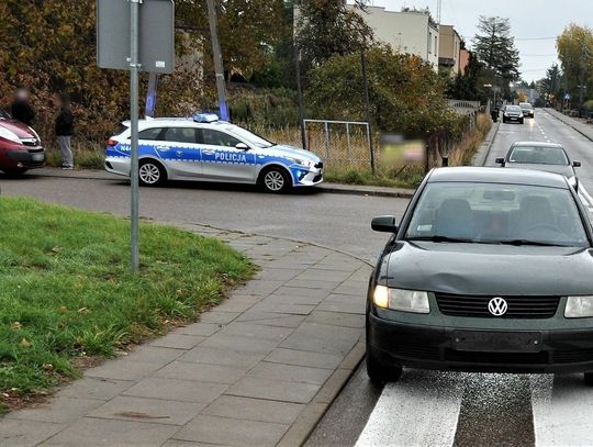 Rowerzysta nie ustąpił pierwszeństwa i wpadł pod koła samochodu