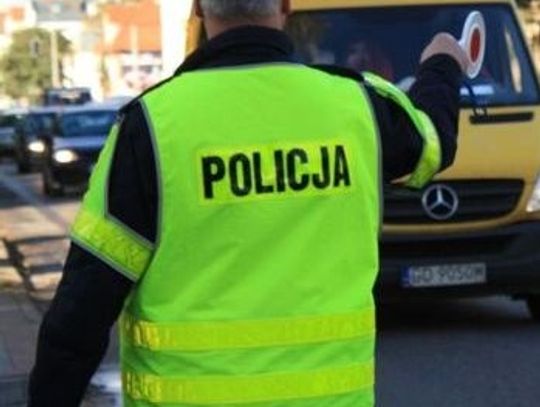 Rozbił skodę o drzewo, poskarżył się, że go napadli