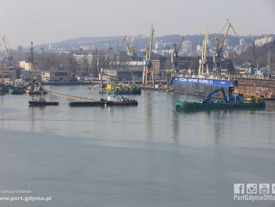 Rozbiórka nabrzeża gdyńskiego z lotu ptaka 