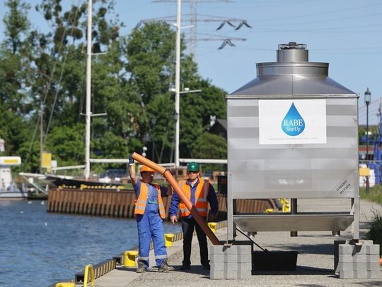 Rozpoczęło się napowietrzanie wód Motławy