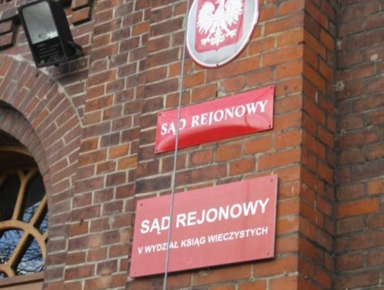 Ruszył proces burmistrza Nowego Stawu i prezesa GS