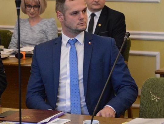 Sebastian Kucharczyk pozostaje w Radzie Miasta. Wojewoda unieważnił kwietniową uchwałę RM