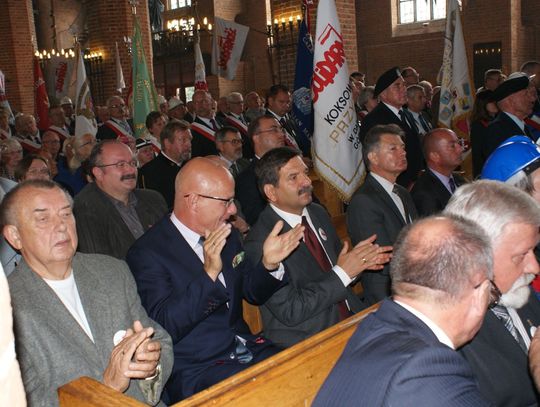 Sierpień po latach - Solidarność walcząca - bez Wałęsy i władzy