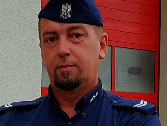 Sierż. szt. Arnold Masys z Malborka uratował tonącego wędkarza. Policjant całą dobę i... na urlopie
