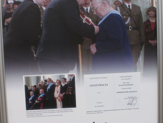 Skandal posmoleński - okłamywanie społeczeństwa. &quot;Godność&quot; domaga się dymsji