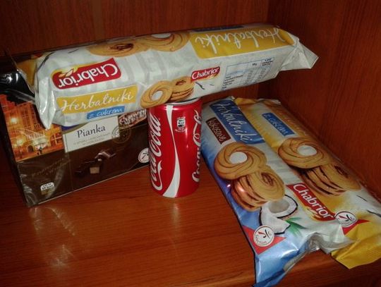 Sklepiki szkolne plajtują na potęgę. Z dwudziestu zostało zaledwie... dziewięć