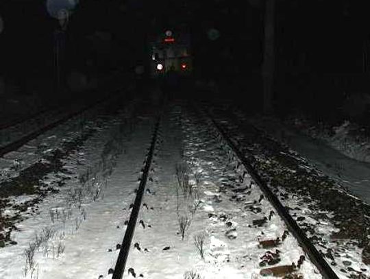 Śmiertelny wypadek na torowisku - na skróty pod koła pociągu