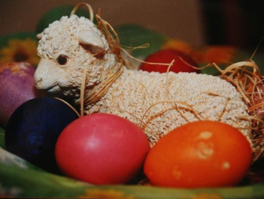 Sniadanie wielkanocne dla bezdomnych, ubogich i samotnych