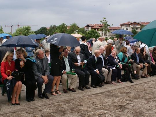 Spotkanie serdecznych przyjaciół - w parku na Przymorzu. Jan Paweł II i prezydent Reagan - jak 25 lat temu