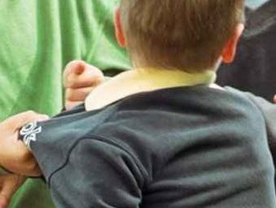 "Sprawiedliwość" po lekcjach - na przystanku. Ostre „skarcenie” bez kary