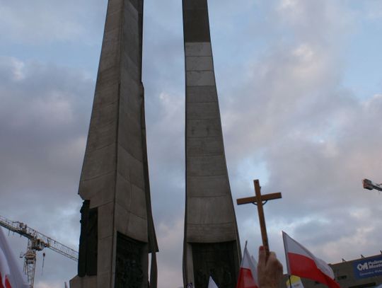 &quot;Sprywatyzować&quot; Pomnik Poległych Stoczniowców i Plac Solidarności w Gdańsku?