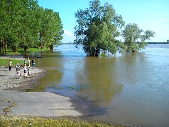 Stan alarmowy bez konsekwencji