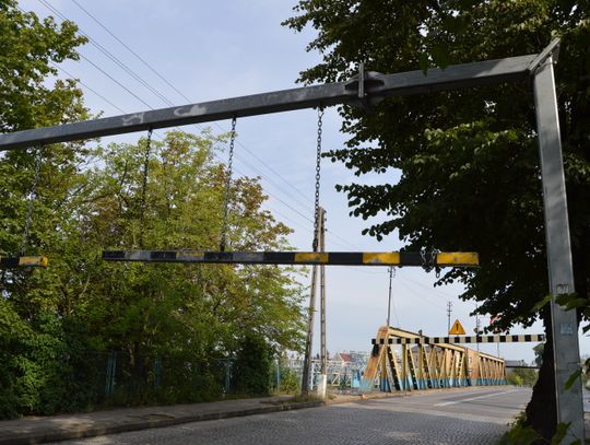 Stan techniczny trzech wiaduktów w Tczewie jest zły 
