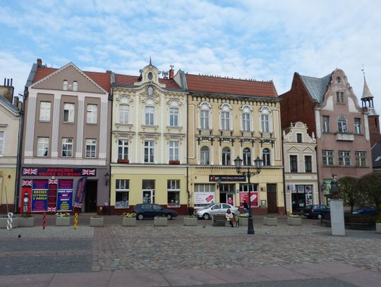 Stare Miasto bez czy z autami? Czego boją się kupcy?
