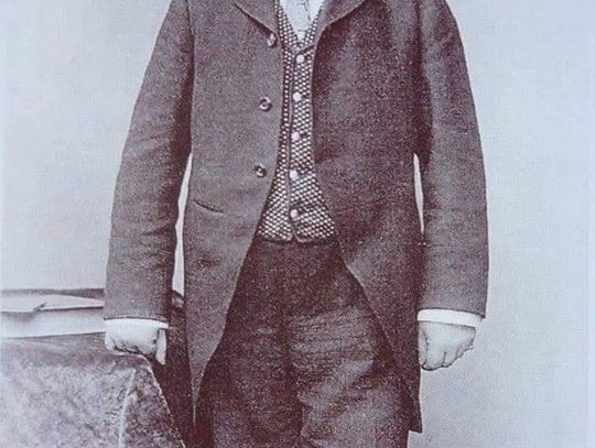 Starostwo w miejscu dawnej fabryce tytoniu. Kim był Arie Goldfarb?