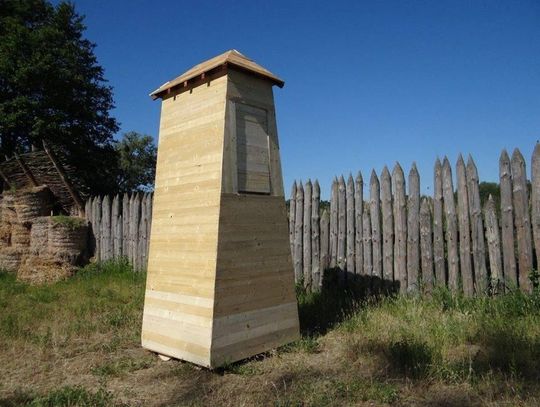 Starożytna karuzela i machiny oblężnicze w Pruszczu Gdańskim