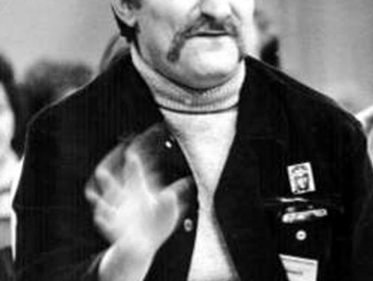 Strajkowy sweter Wałęsy do zbioru pamiątek