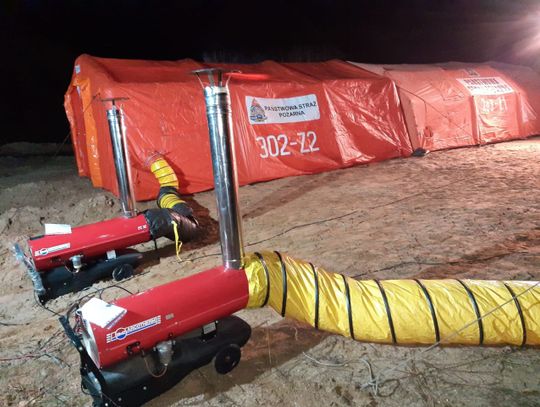 Strażacy ostrzegają przed pożarami sadz. Ewakuacja po wybuchu ognia w gminie Morzeszczyn. Strażacy wspierają obronę polskiej granicy! KRONIKA STRAŻACKA 15-21.11.2021 