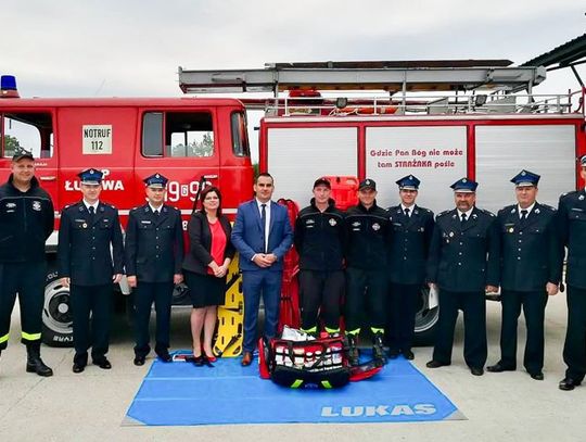 Strażacy z gminy Potęgowo otrzymali nowy sprzęt ratownictwa medycznego