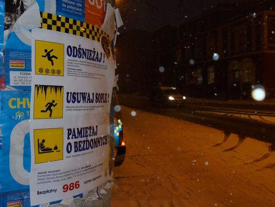 Strażnicy miejscy przypominają: spadł śnieg - należy odśnieżać!