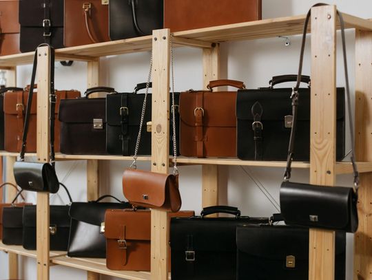 Stylowa Elegancja: Tommy Hilfiger w Twojej Szafie