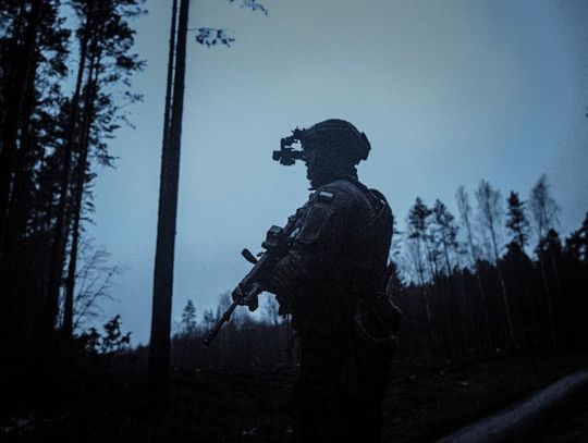 Symboliczna Wigilia z żołnierzami i funkcjonariuszami pełniącymi służbę na granicy