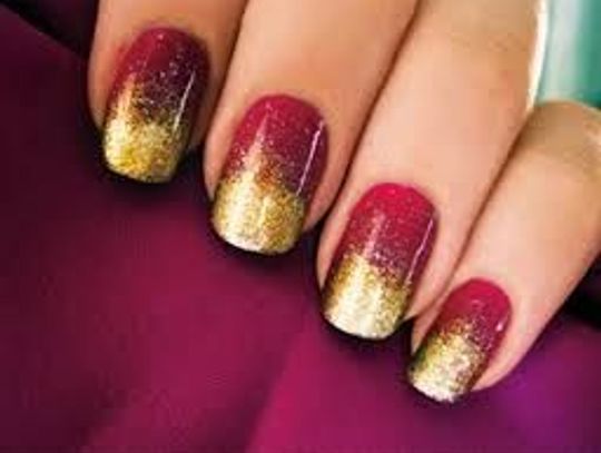 Szampańska zabawa w najmodniejszej odsłonie. Modny Sylwester 2014 /2015