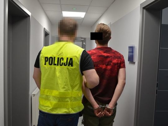 Szedł bez maseczki – w plecaku miał narkotyki