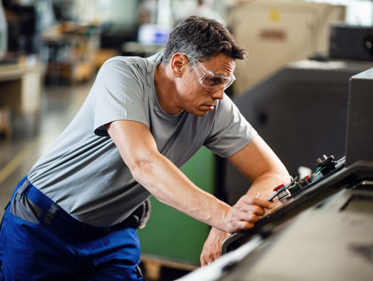Szlifierki CNC - rodzaje i zastosowanie