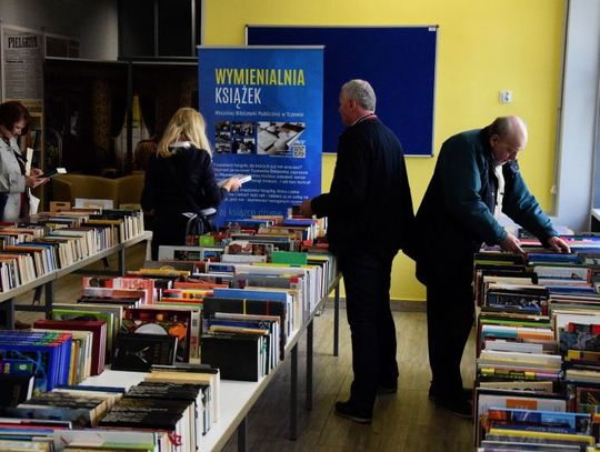 Tczewianie wymienili się książkami. Miejska biblioteka zapowiada kolejne edycje akcji