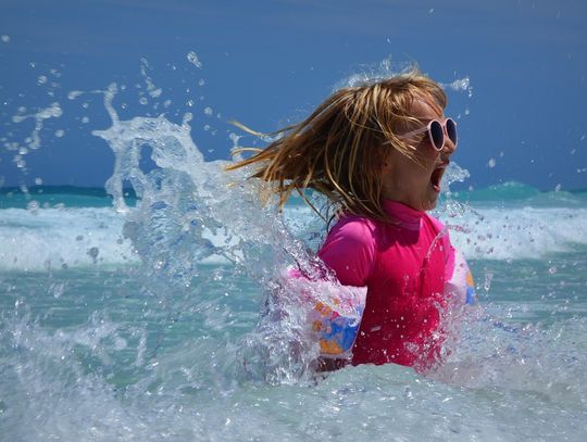 Tczewska Policja radzi jak bezpiecznie wypoczywać 