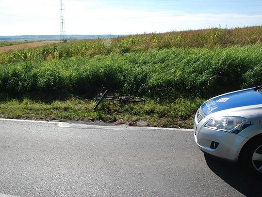 TIR zepchnął rowerzystę z drogi