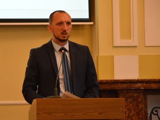 Toaleta jest w depozycie. Miejski szalet stał na Rynku tymczasowo. Obecnie rozpatrywane są trzy lokalizacje 