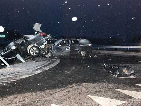 Tragedia na obwodnicy, siedemnastolatka nie żyje