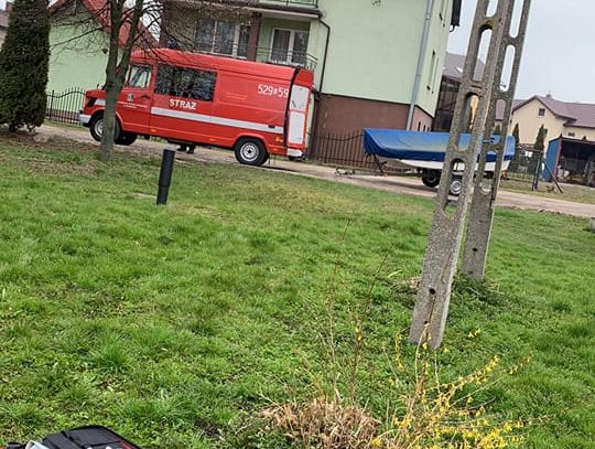 Tragiczne zdarzenie w niedzielę wielkanocną . Strażacy wyłowili z wody topielca