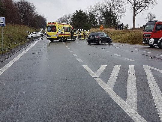 Tragiczny wypadek na DK6. Zginął 90-letni kierowca.