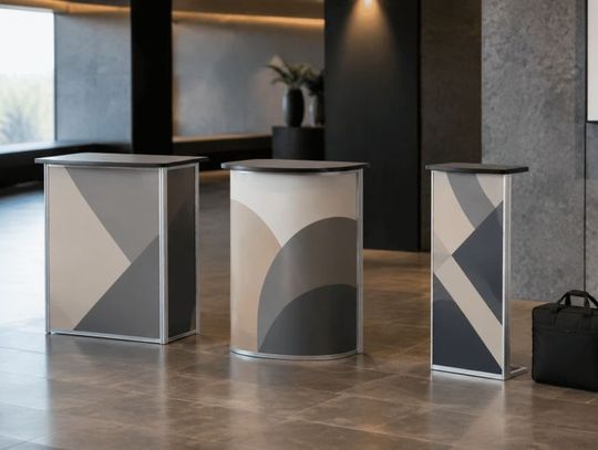 Trybunki reklamowe – mobilny punkt promocji marki