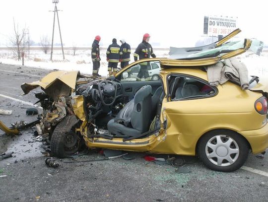 Trzy osoby ranne w zderzeniu trzech aut na krajowej 7